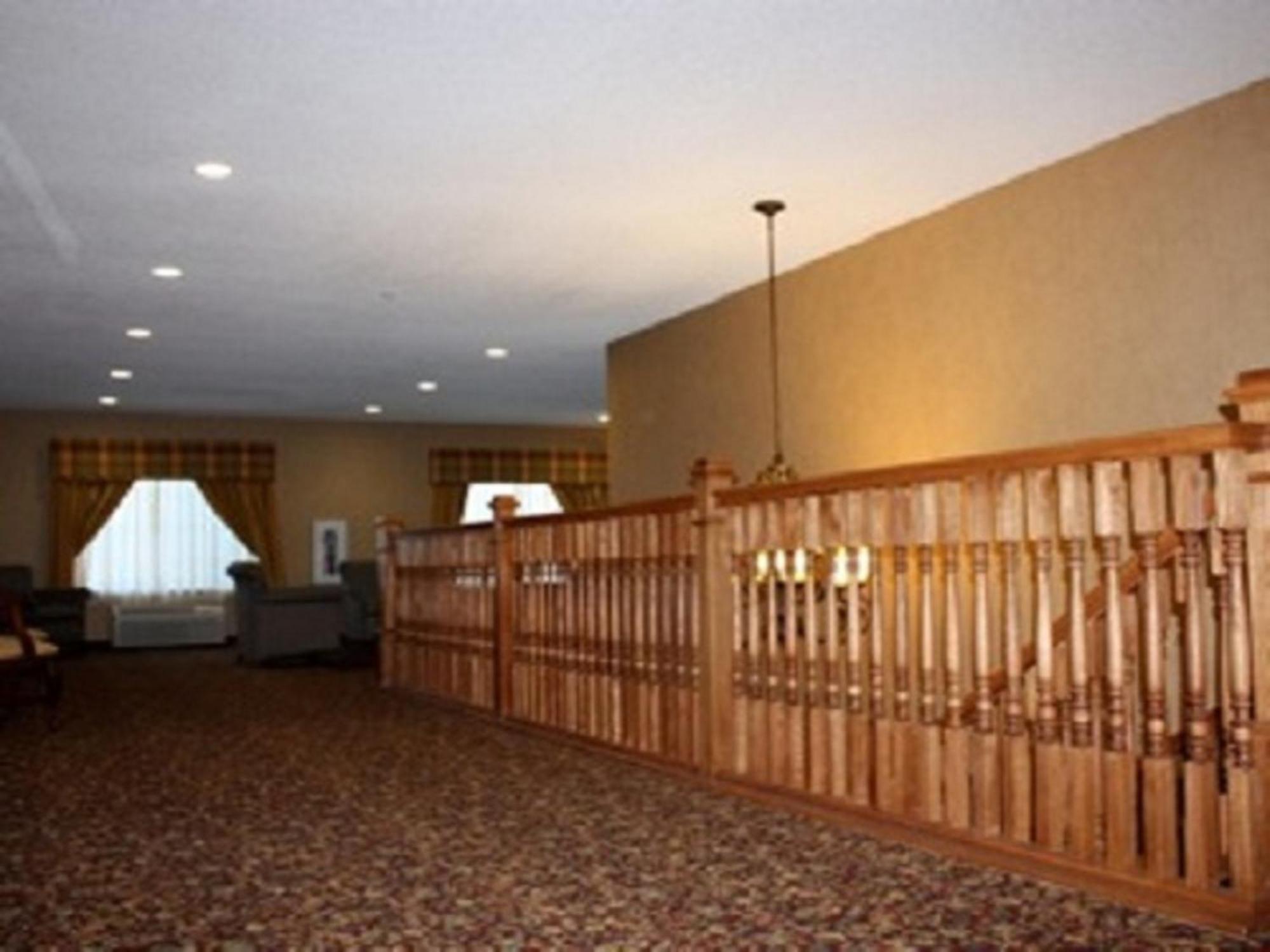 Town & Country Inn And Suites Куинси Экстерьер фото