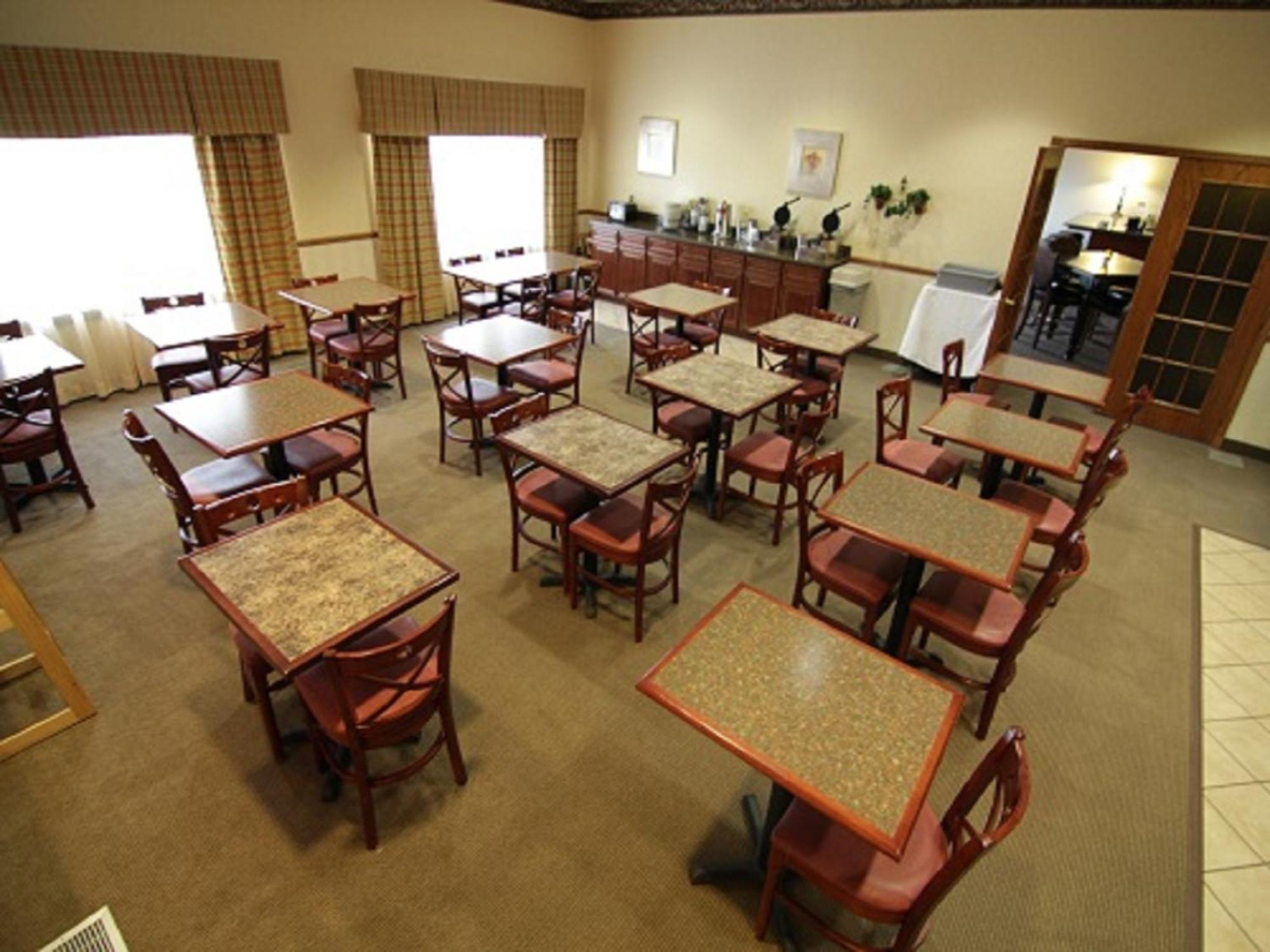 Town & Country Inn And Suites Куинси Экстерьер фото