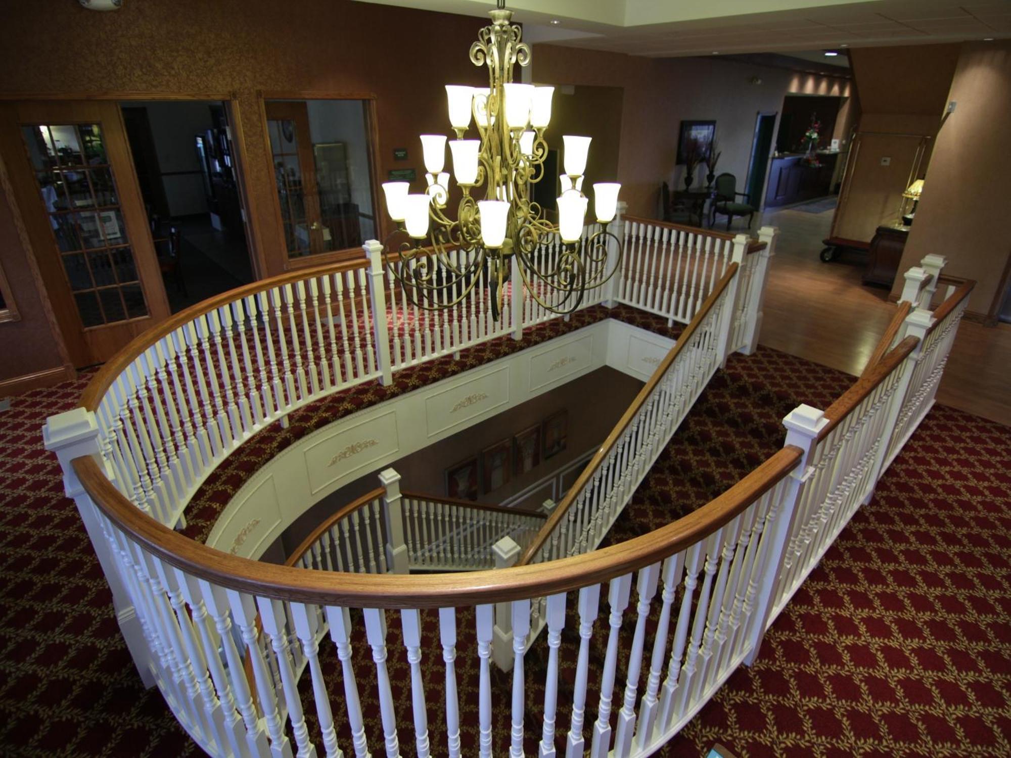 Town & Country Inn And Suites Куинси Интерьер фото